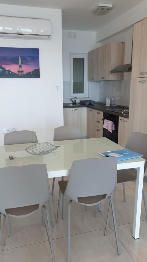 Flat 3 Blue Waves Apartment St. Paul's Bay Ngoại thất bức ảnh
